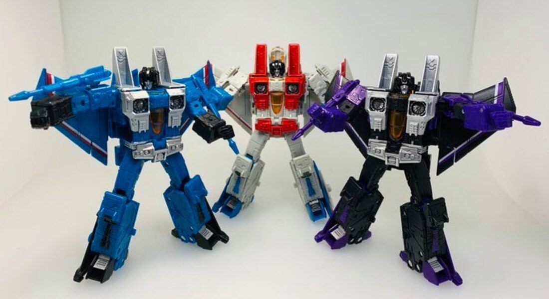 Takara Transformers Earthrise Seekers Trio  (1 of 2)